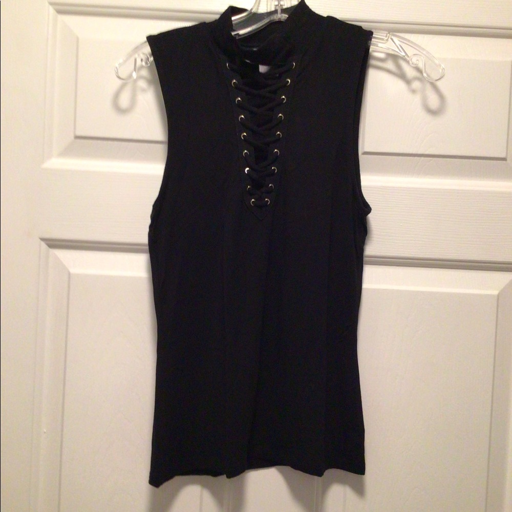 Polly Esther black top